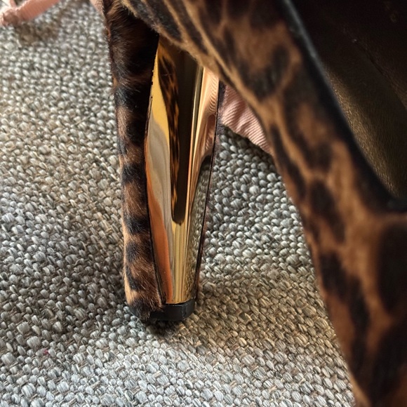 EUC STUART WEITZMAN AUTH Women Leopard Print CalfHair Uprise Loafer
Pump Sz 10 - Picture 10 of 10